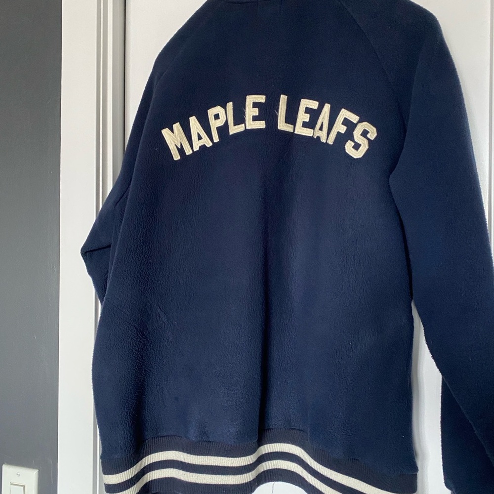 Roots x Toronto Maple Leafs Fleece Varsity Jacket - Picture 5 of 6